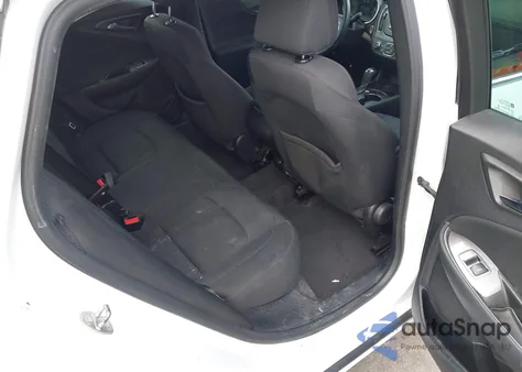 2016 Chevrolet Malibu Ls z USA, uszkodzony, nr VIN 1G1ZB5ST3GF338577